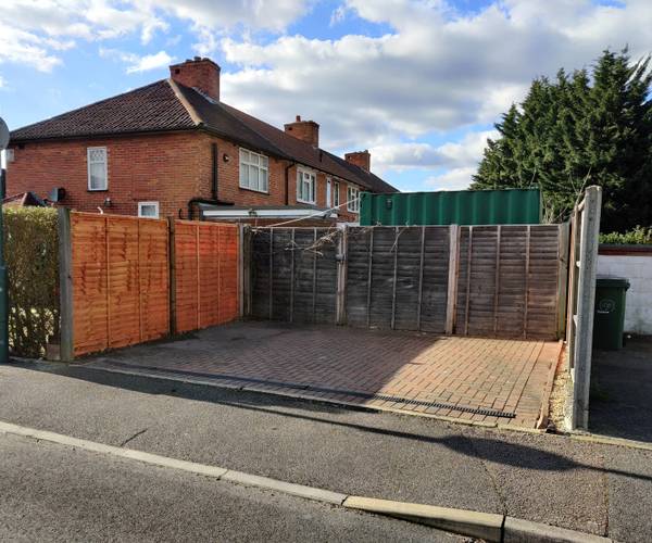 Lindores Road, SM5