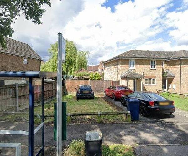 Plover Drive, OX4