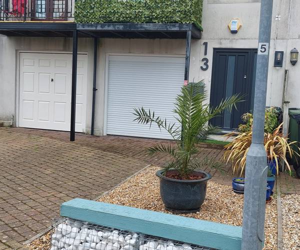 Parking on Southdown Mews, BN2