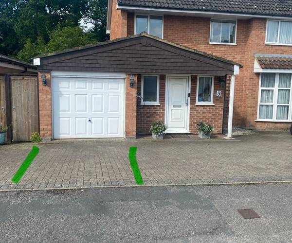 Parking on High Beeches, GU16