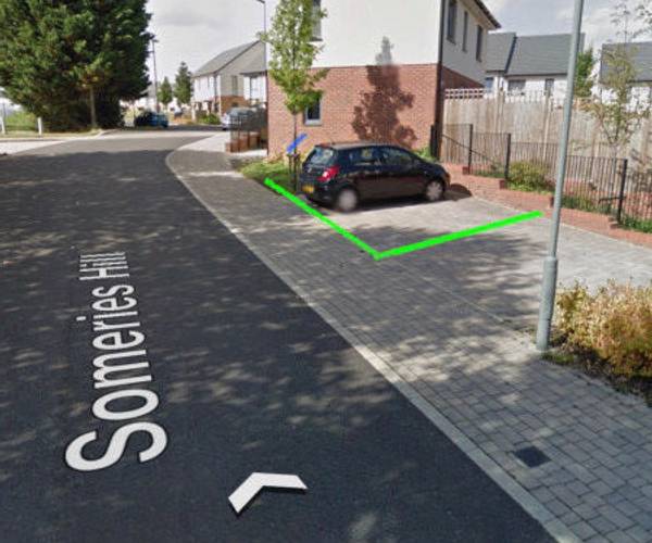 Parking on Someries Hill, LU2