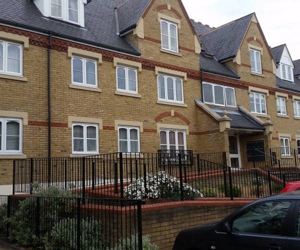 Parking on Exeter Close, WD24