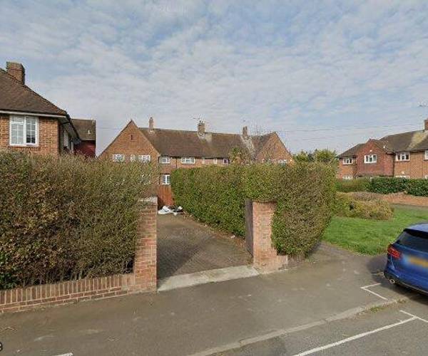 Walton Gardens, TW13