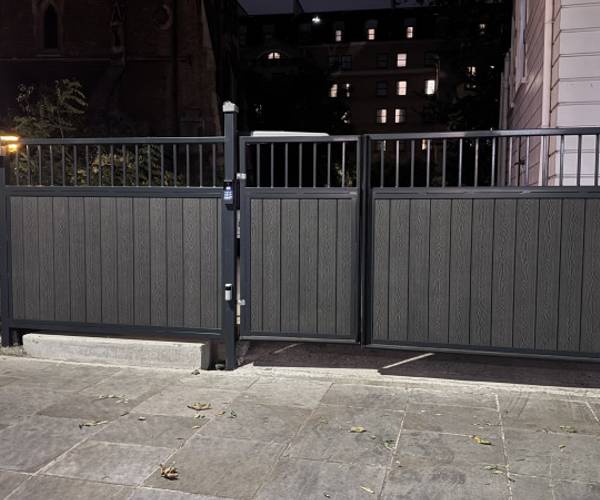 DoubleTree by Hilton London - Kensington Car Park