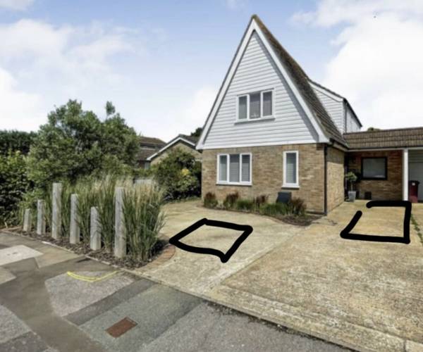 Parking on Locksash Close, PO20