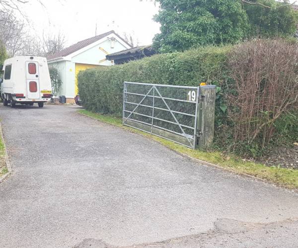 Parking on Dundry Lane, BS41