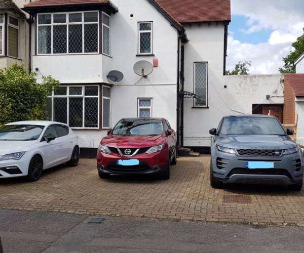 Whitchurch Lane, HA8