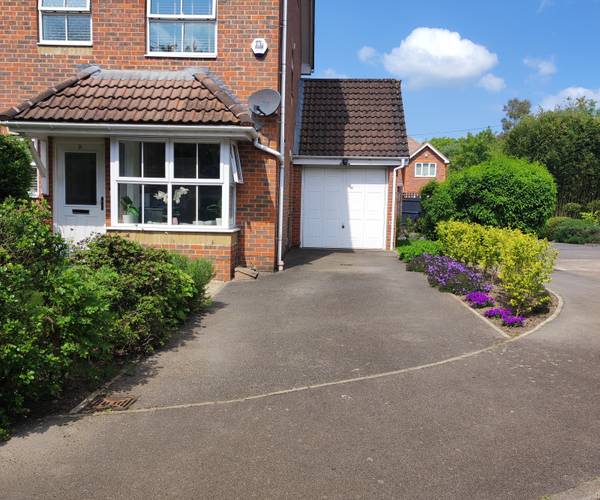 Parking on Arklay Close, UB8