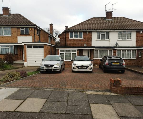 Parking space on Seafield Road
