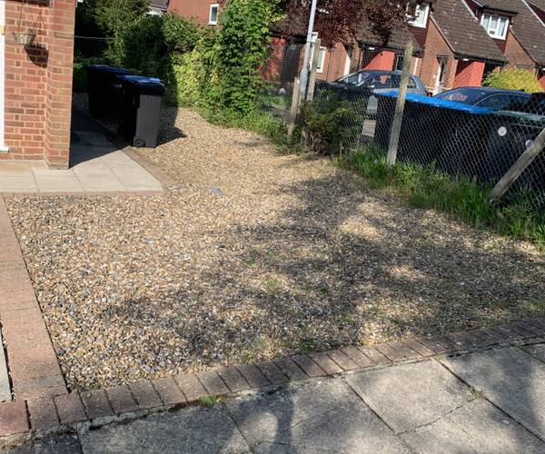 Parking on Mount Close, EN4