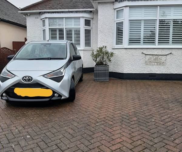 Parking on Alton Gardens, SS2