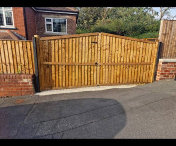Parking on Sunnyview Gardens, LS11