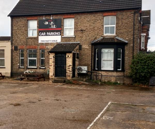 Parking on Spenser Road, MK40