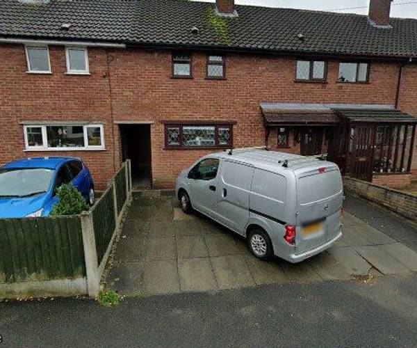 Clough Avenue, BL5
