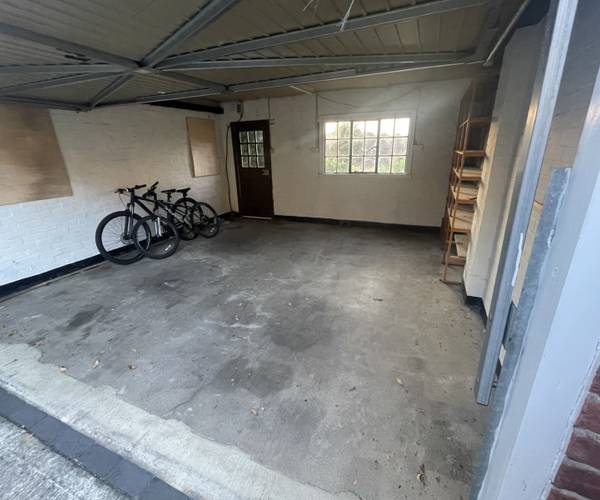 Parking on Wherwell Road, GU2