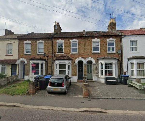 Parking on Browning Road, EN2