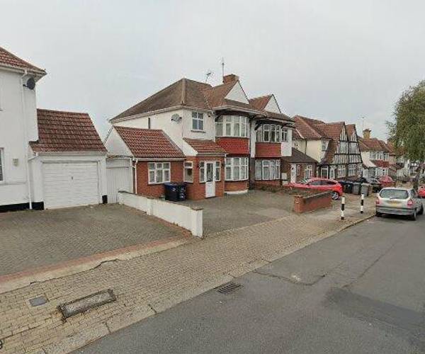 Parking on Draycott Avenue, HA3