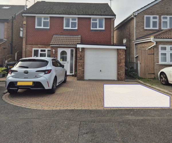St. Bernards Close, LU3