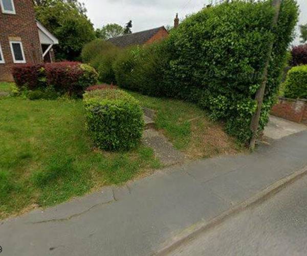 Parking on Tidings Hill, CO9