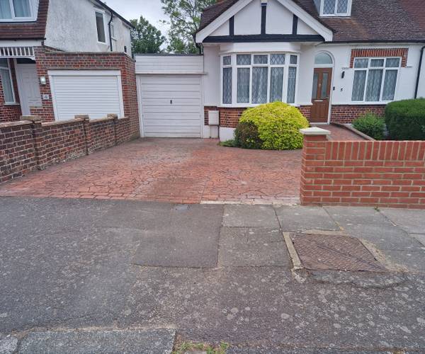 Parking on Briarwood Drive, HA6