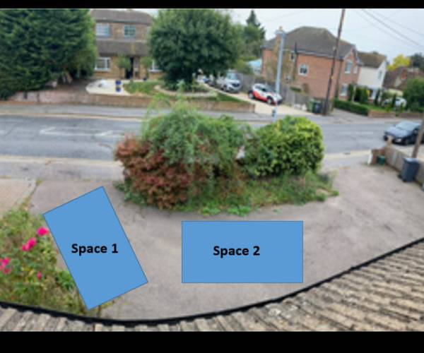 Avenue Road, CM8