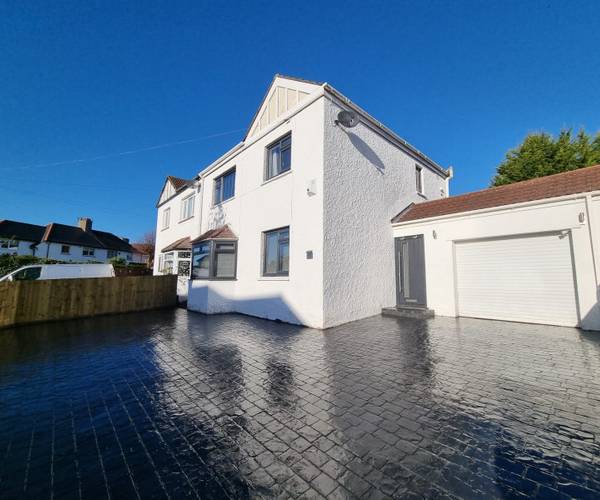 Parking on Coleridge Avenue, CF64