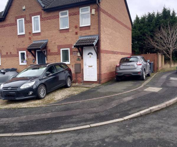 Parking on Goldstar Way, B33