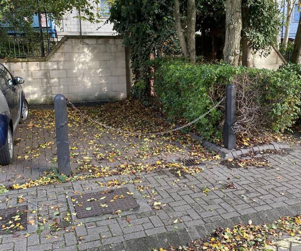 Parking on Trinity Close, BA1