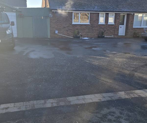Station Road, TN27