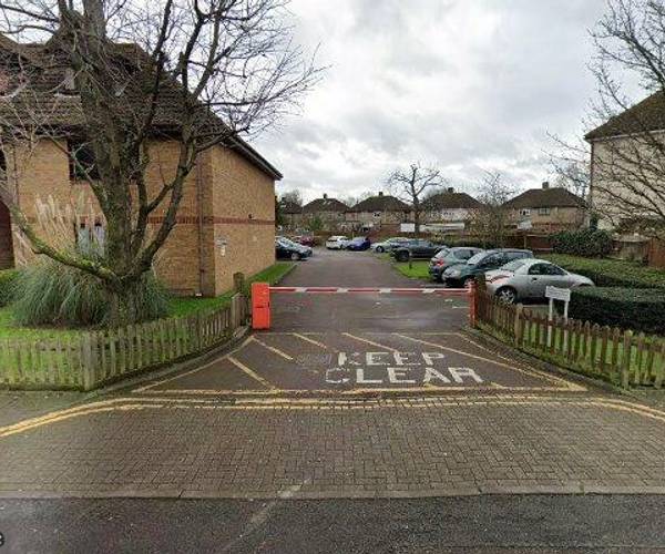 Parking on Harrow Road, HA0