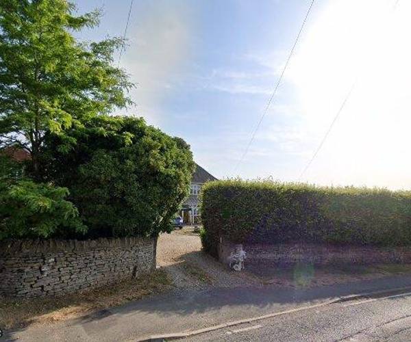 Buckingham Road, NN13