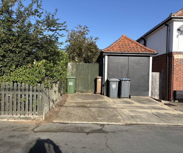 Saxmundham Road, IP15