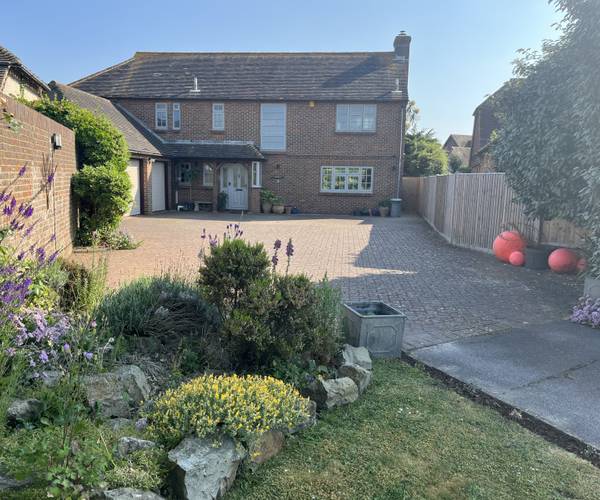 Parking on Fosters Close, BN16