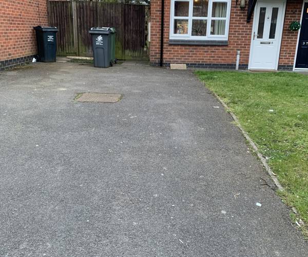 Parking on Tow Path Close, LE11