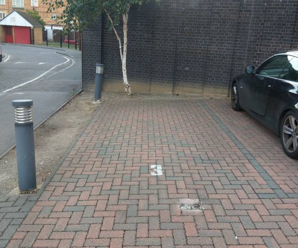 Parking on Scoulding Road, E16