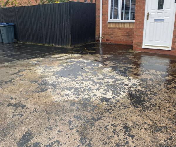 Parking on Waterside Close, B9