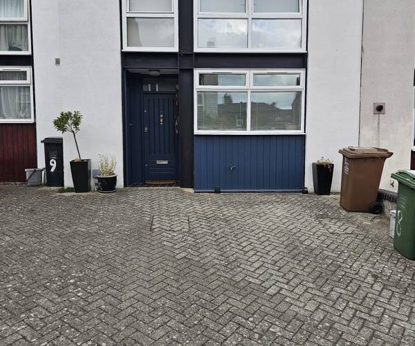 Parking on Century Yard, SE23
