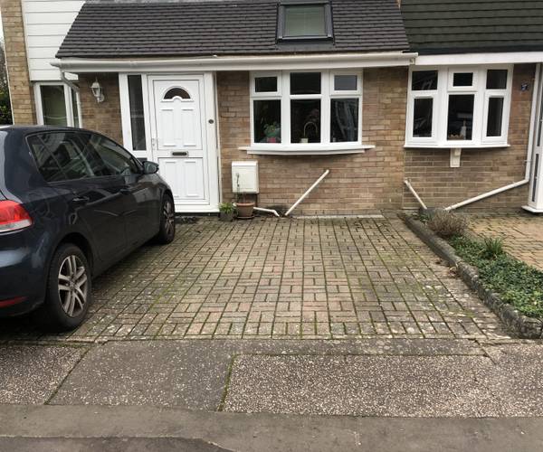 Parking on Ayshe Court Drive, RH13