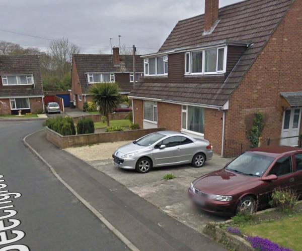 Beech Grove, BA12
