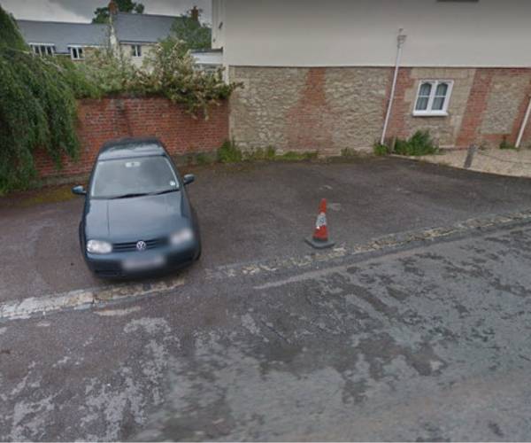 Tudor Close, OX4
