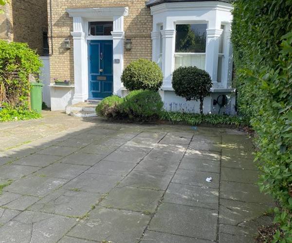 Parking on Lower Richmond Road, SW15