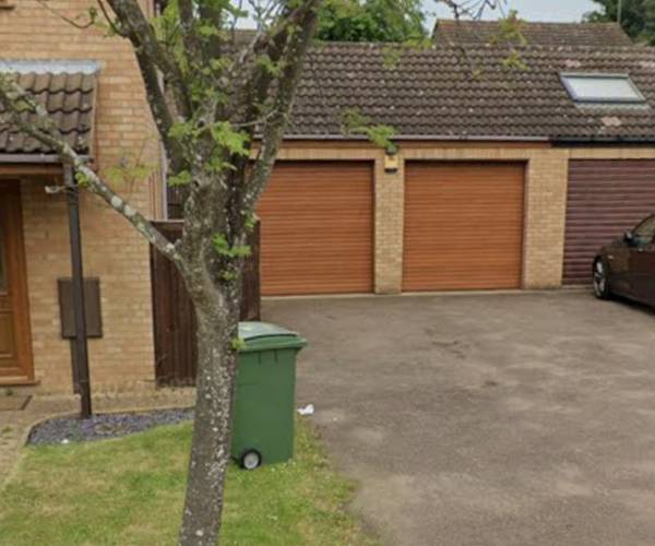 Parking on Hetton Close, MK13