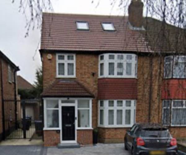 Parking on Cockfosters Road, EN4
