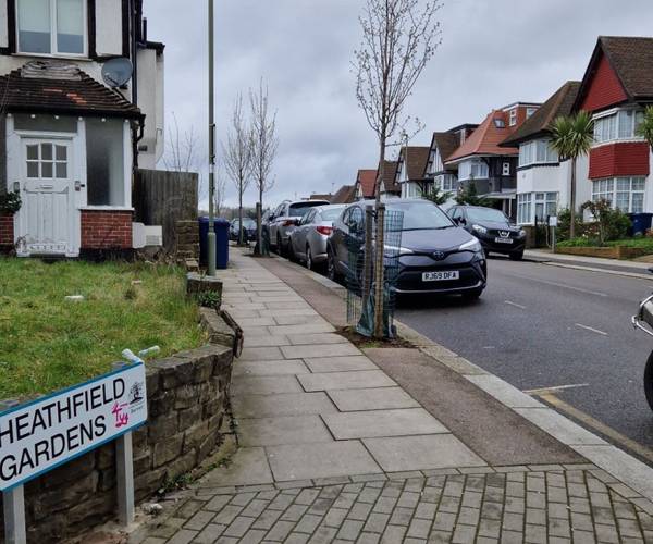 Parking on Heathfield Gardens, NW11
