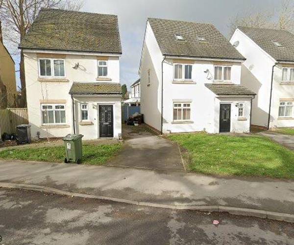 Parking on Gatis Street, WV6
