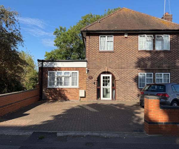 Wembley Stadium / Ealing Road, Alperton