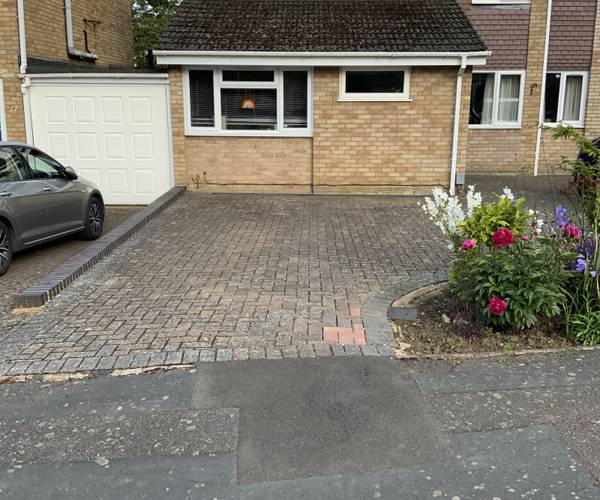 Parking on Corinium Gate, AL3