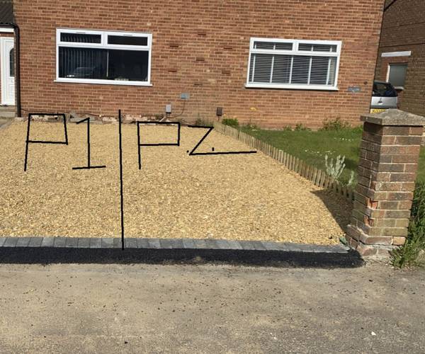 Parking on Rowelfield, LU2
