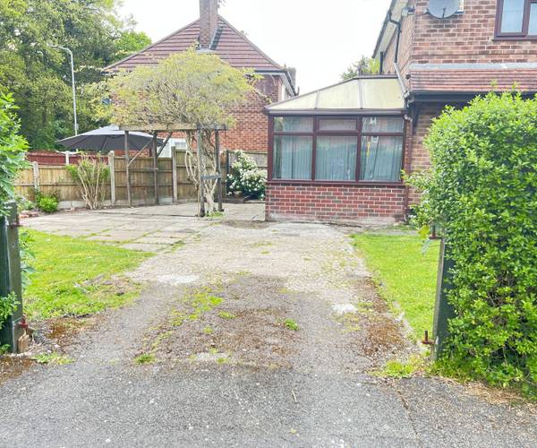 Parking on Denville Crescent, M22