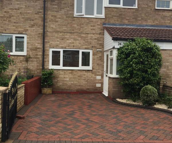 Parking on Beeston Close, B6